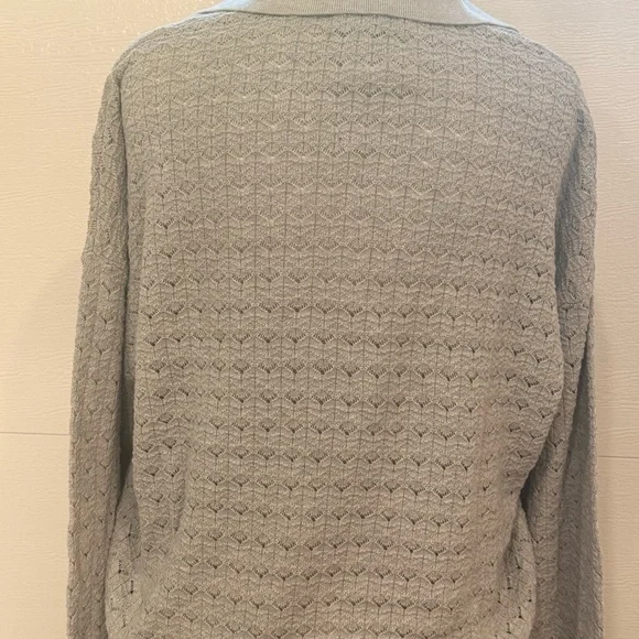 Barefoot Dreams Gray V-Neck Sweater - Picture 3 of 9